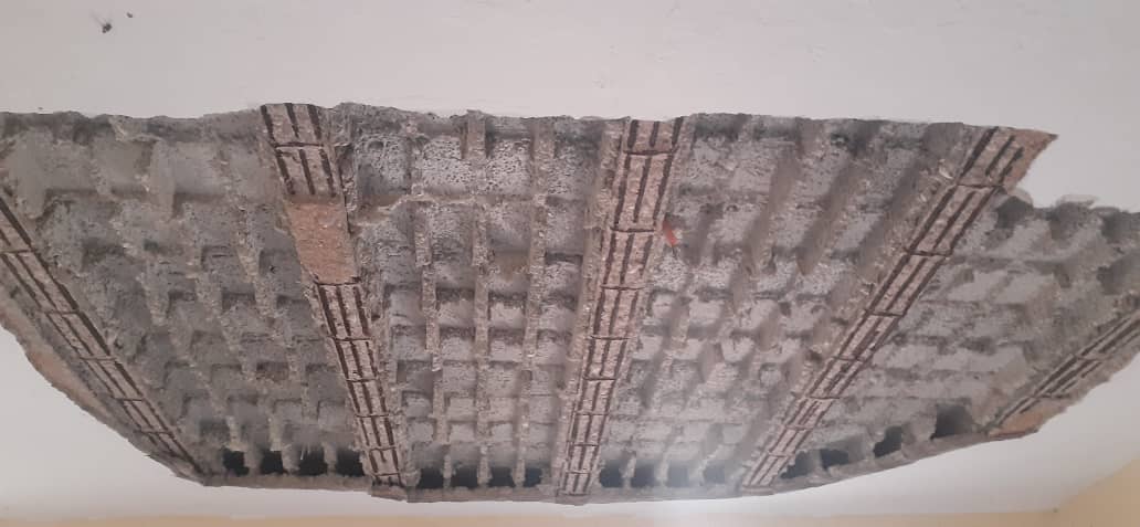 Nouakchott : un plafond s’écroule dans une école à Toujounine, un élève admis en soins intensifs