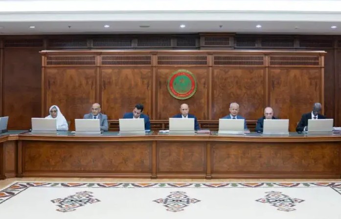 Mauritanie : revalorisation du salaire minimum de 5000 MRO pour atténuer la hausse mondiale des prix de l’énergie 