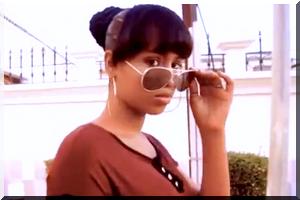 Société: « Les yeux dans les yeux » un nouveau clip pour brusquer les mœurs 