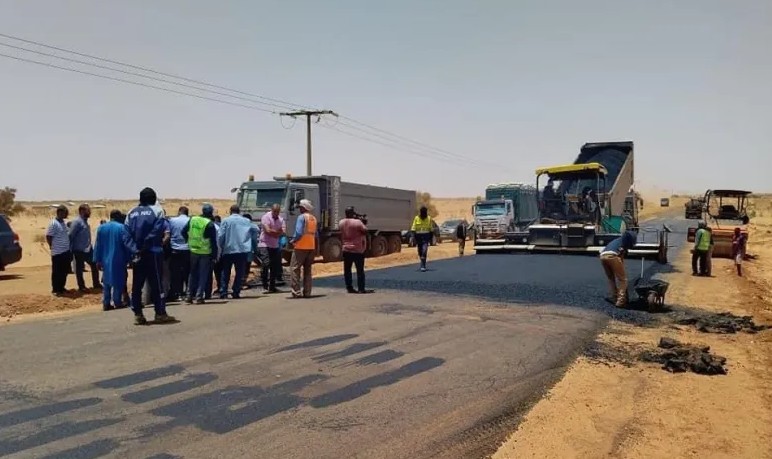 Le ministre de l’équipement et des transports sur les sites des travaux de réhabilitation de la route de l’espoir