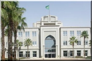 La Présidence de la République amnistie des détenus et déclare mardi prochain journée chômée et payée