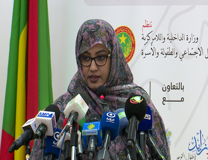 Enfants disparus : La première dame invite les différentes parties prenantes à conjuguer leurs efforts