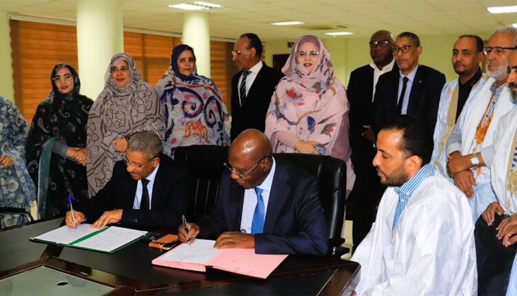 Le ministère du Commerce supervise la signature d’un accord de plafonnement des prix de certains produits de base
